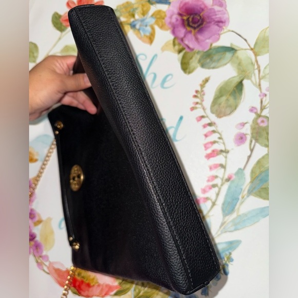 Tory Burch Everly Leather Swingpack Bag - Picture 6 of 13